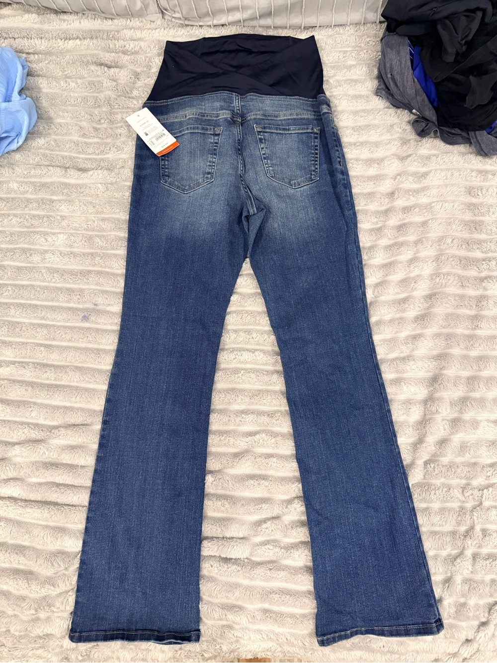 Isabel Maternity Bootcut Jeans with Black Panel size 6/28 x 32 inseam - Picture 2 of 2